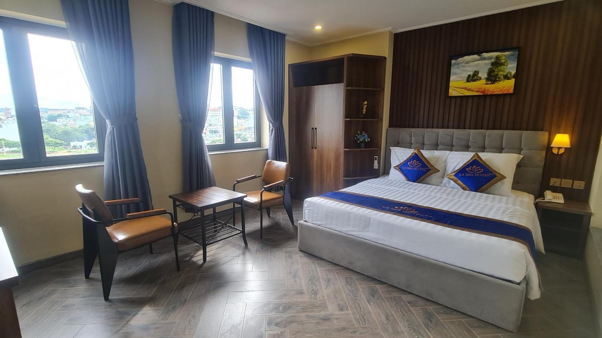 La Mia Lakeview Hotel Pleiku Exterior foto